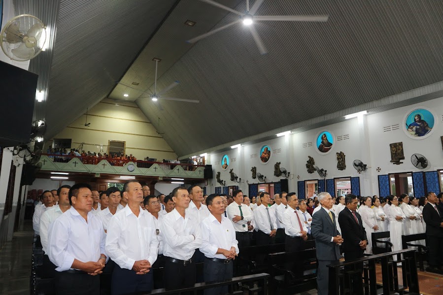 GIÁO HỌ PHÊ RÔ MỪNG LỄ BỔN MẠNG