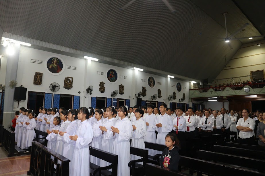 BAN LỄ SINH MỪNG LỄ BỔN MẠNG TỔNG LÃNH CÁC THIÊN THẦN