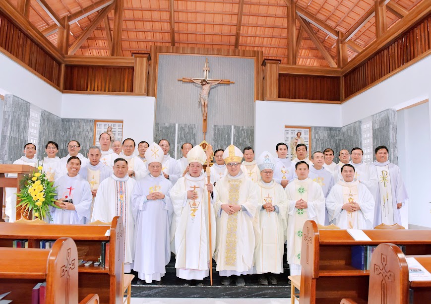 THÁNH LỄ TẠ ƠN VÀ LÀM PHÉP NHÀ NGUYỆN CỘNG ĐOÀN XITÔ PHƯỚC BÌNH