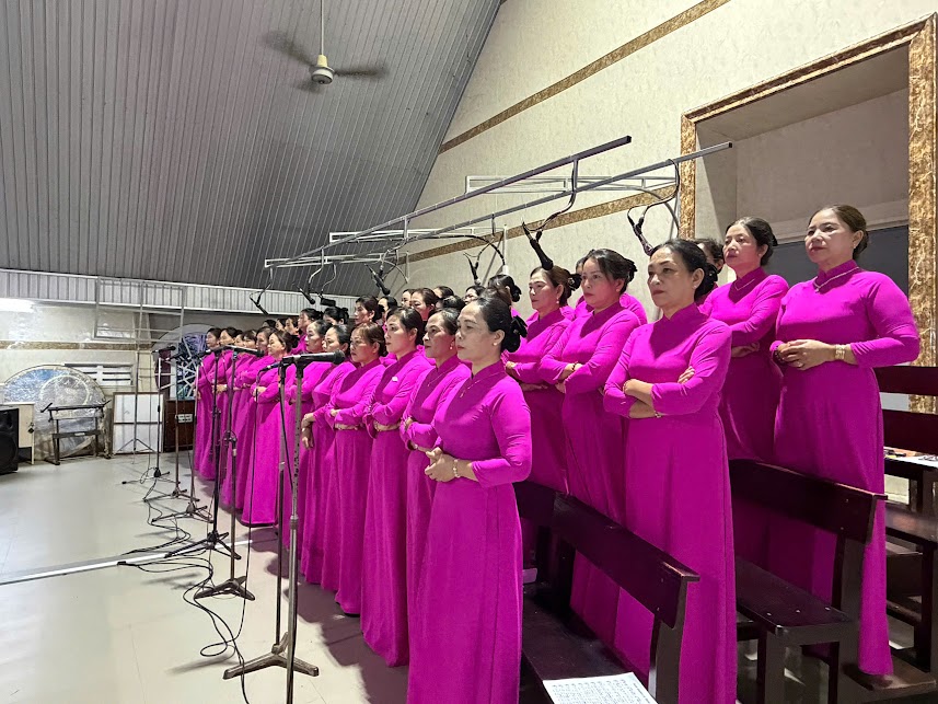 CA ĐOÀN ANNA MỪNG LỄ BỔN MẠNG