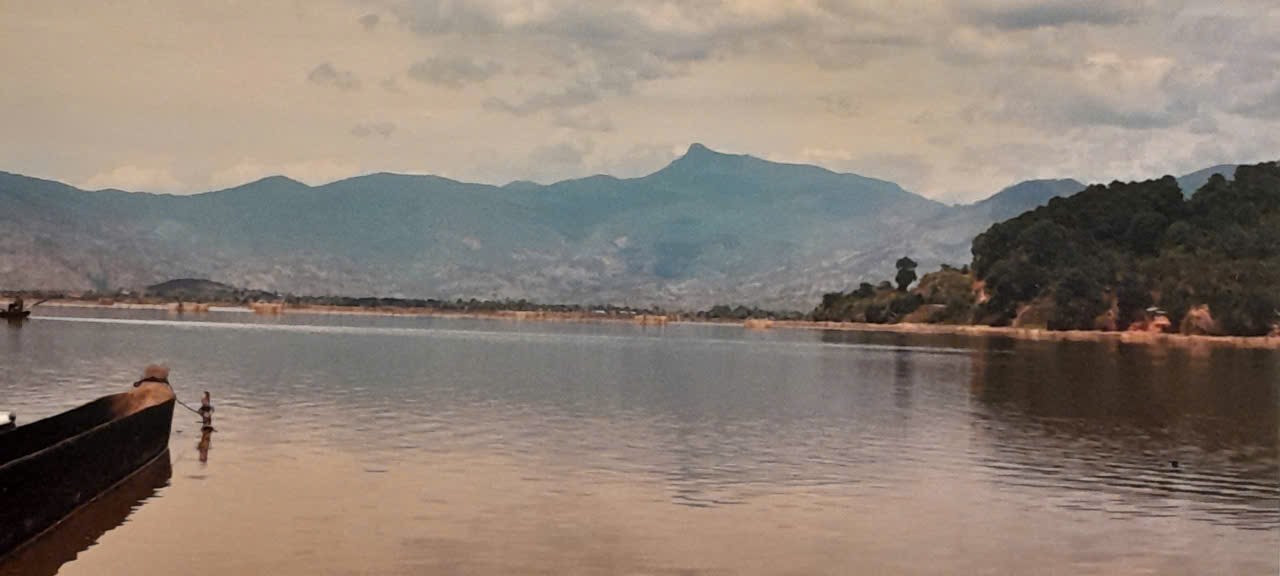 CHUYẾN DU NGOẠN HỒ LĂK